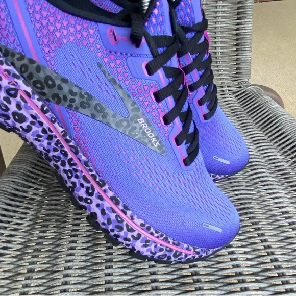RARE Brooks 🦄 Ghost 14 🖤 Leopard Cheetah Athletic Running Shoes Black Purple 7.5 - Picture 6 of 12